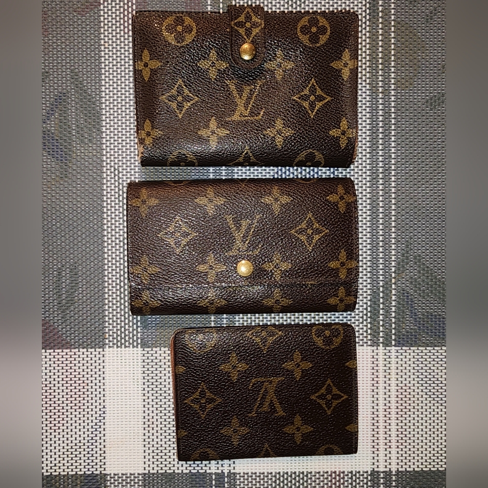 🔥BUNDLE 3 Authentic LOUIS VUITTON Wallets 🔥Great deal! Don't miss this chance! - Picture 3 of 16